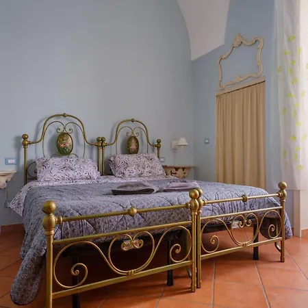 Holiday home I Colori Di Civico 19