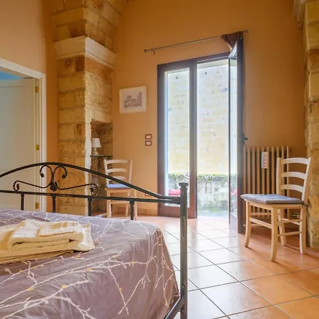 Holiday home I Colori Di Civico 19 *
