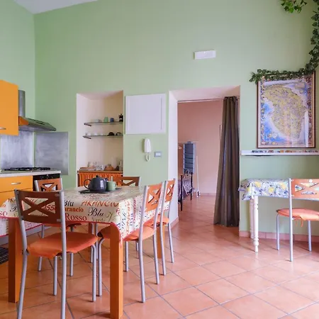 I Colori Di Civico 19 غالاتينا