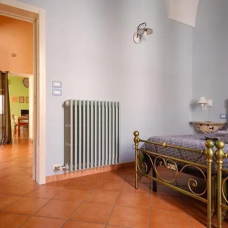 Holiday home I Colori Di Civico 19